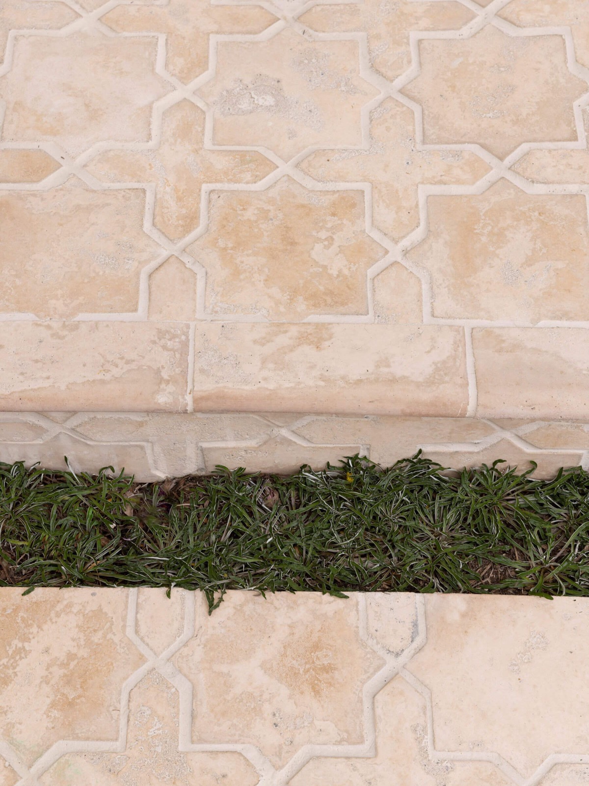 Classic stone tile paver patio, Naples, Florida