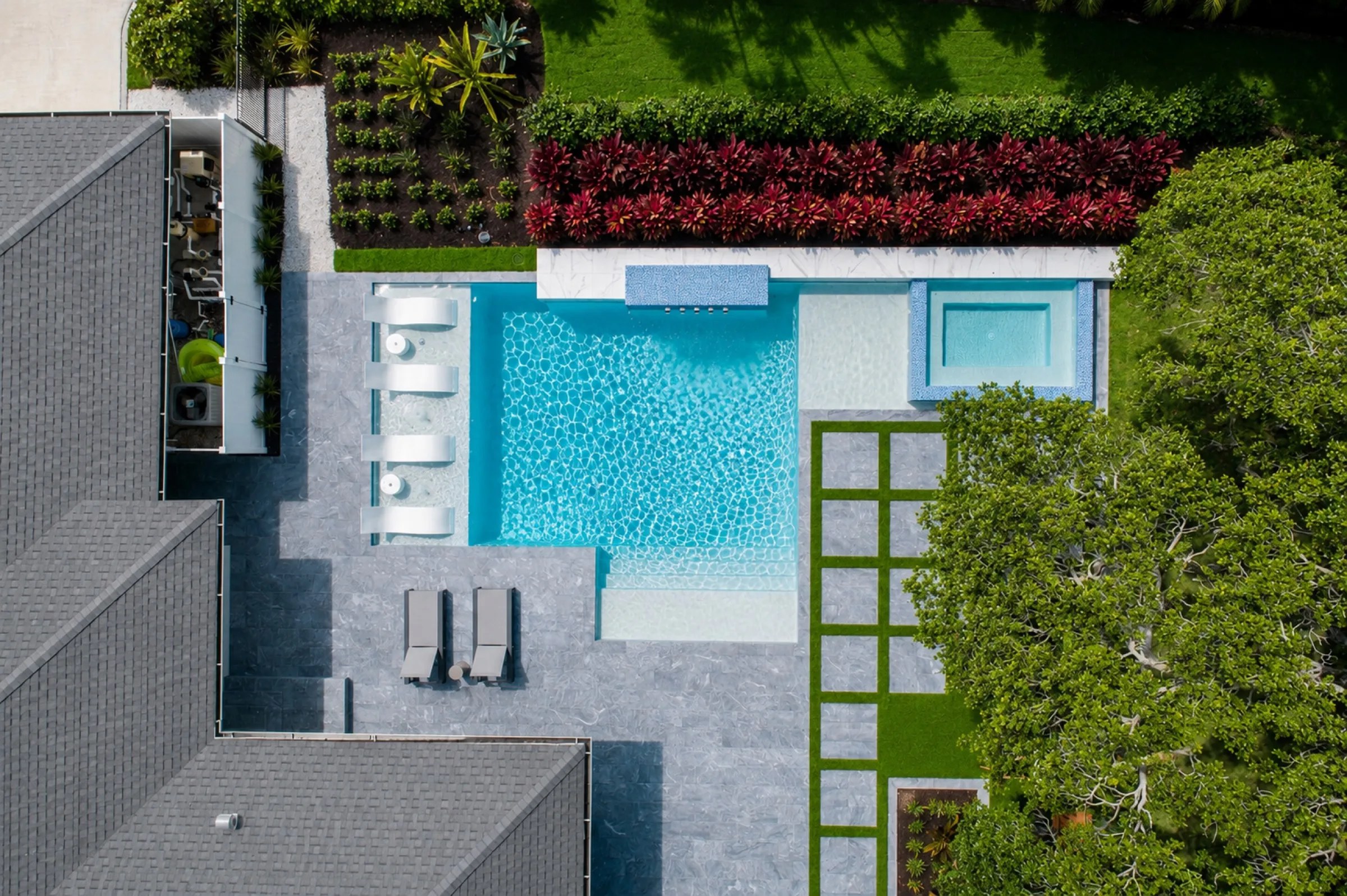 Landscape design with custom planting, Naples
